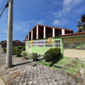 Casa em Mongaguá, bairro Itaguaí