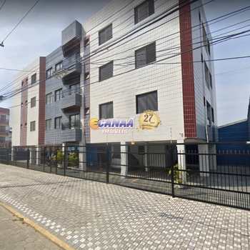 Apartamento em Mongaguá, bairro Balneário Itaguai