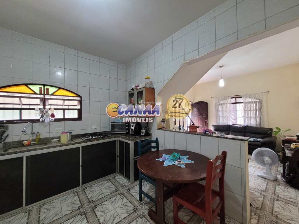 Sobrado em Mongaguá, no bairro Agenor de Campos