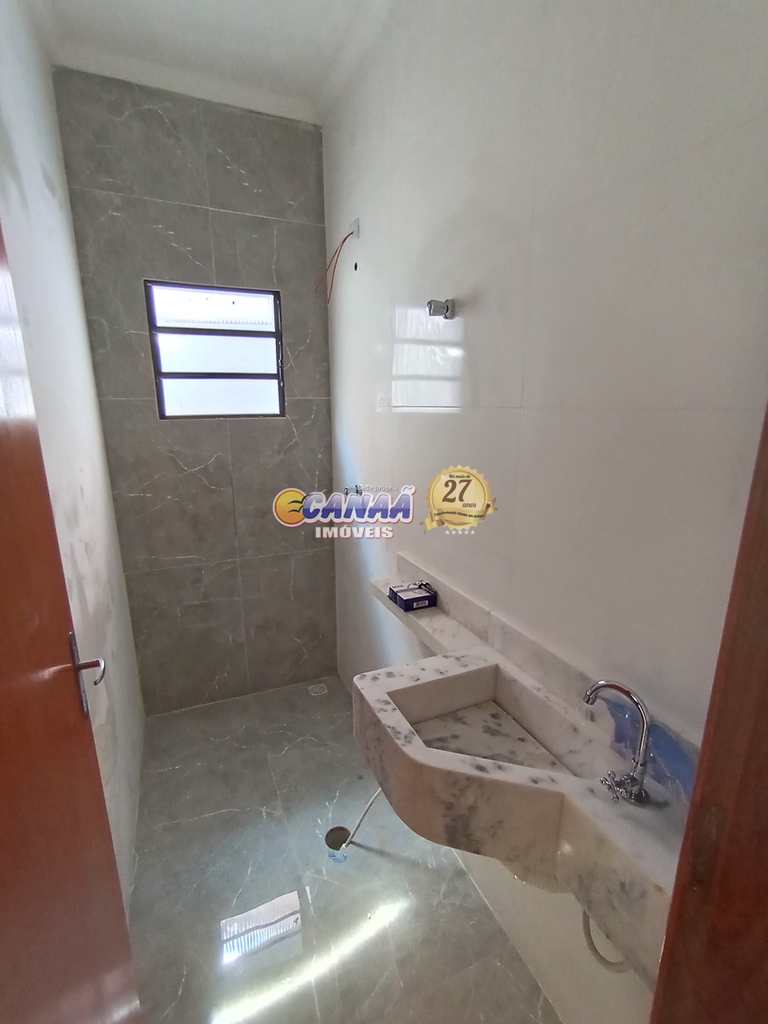 Casa em Itanhaém, no bairro Campos Elíseos