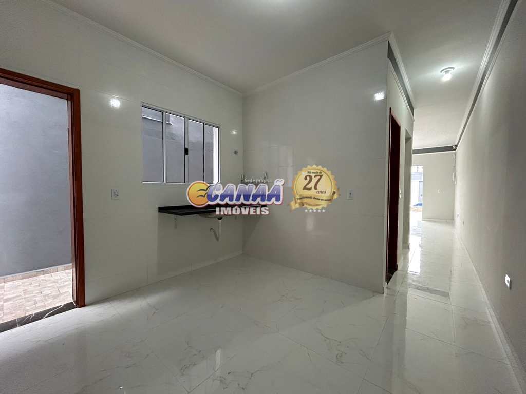Sobrado em Mongaguá, no bairro Jardim Marabá