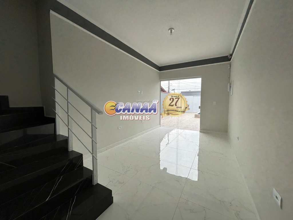 Sobrado em Mongaguá, no bairro Jardim Marabá