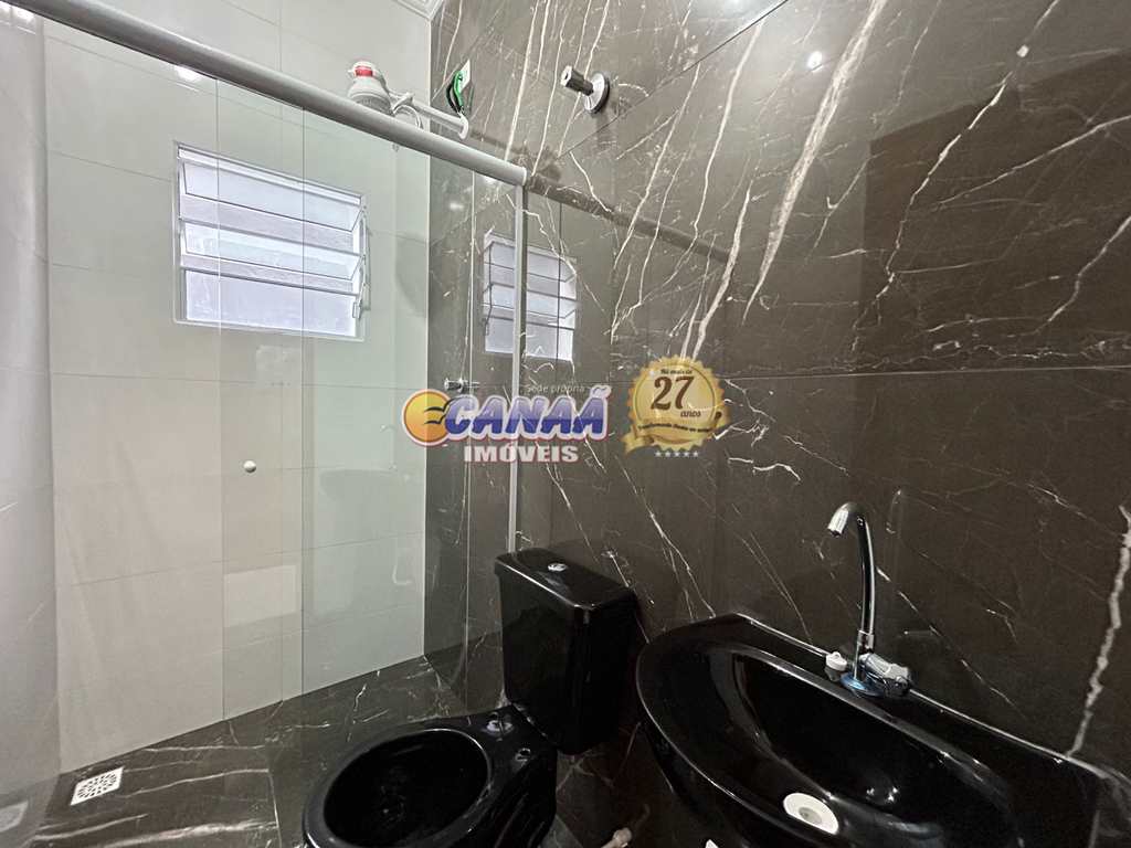 Sobrado em Mongaguá, no bairro Jardim Marabá