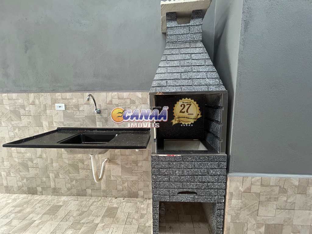 Sobrado em Mongaguá, no bairro Jardim Marabá