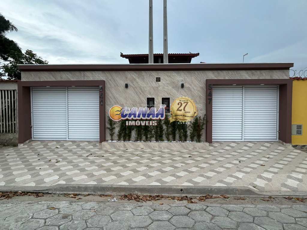 Sobrado em Mongaguá, no bairro Jardim Marabá