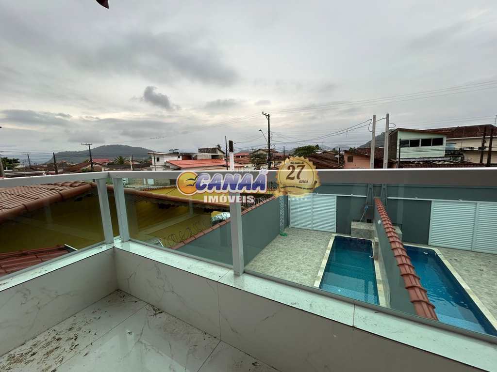 Sobrado em Mongaguá, no bairro Jardim Marabá