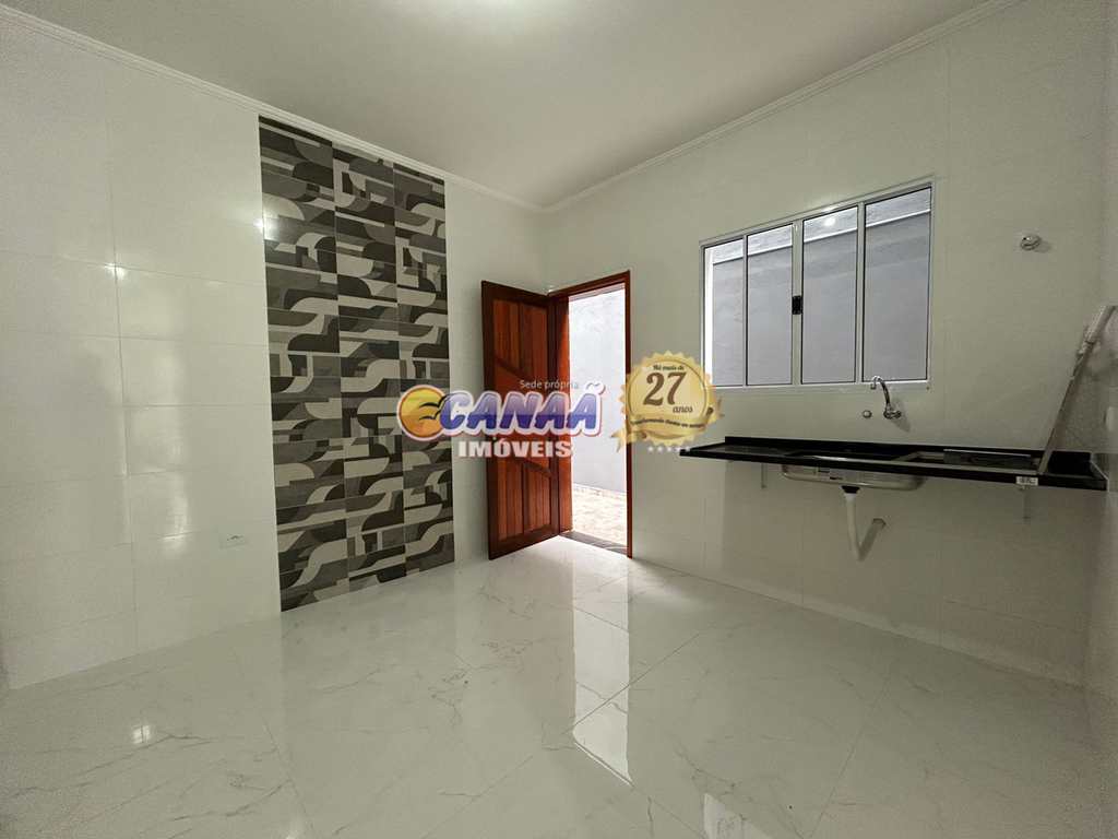 Sobrado em Mongaguá, no bairro Jardim Marabá