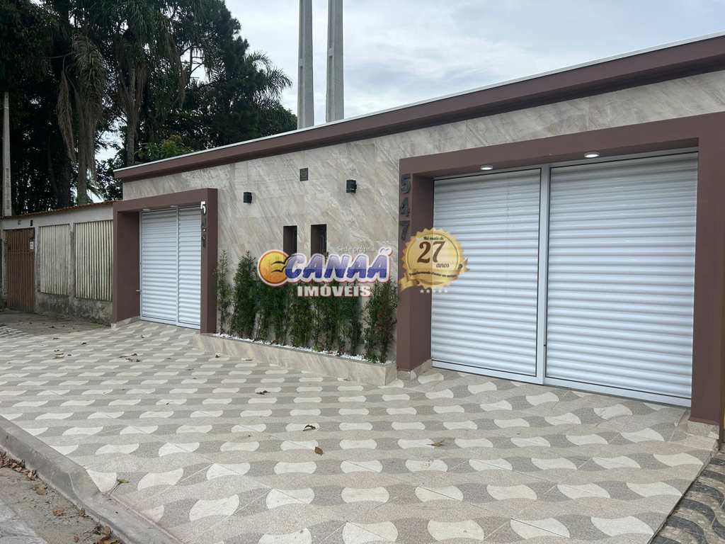 Sobrado em Mongaguá, no bairro Jardim Marabá