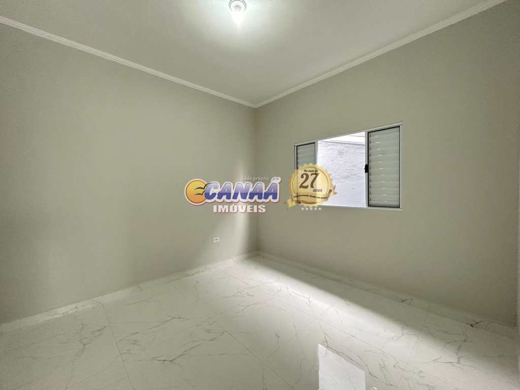 Sobrado em Mongaguá, no bairro Jardim Marabá