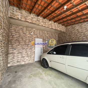 Sobrado em Mongaguá, bairro Balneário Plataforma