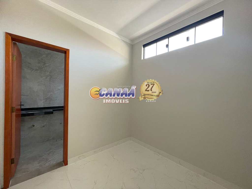 Casa em Mongaguá, no bairro Santa Eugênia