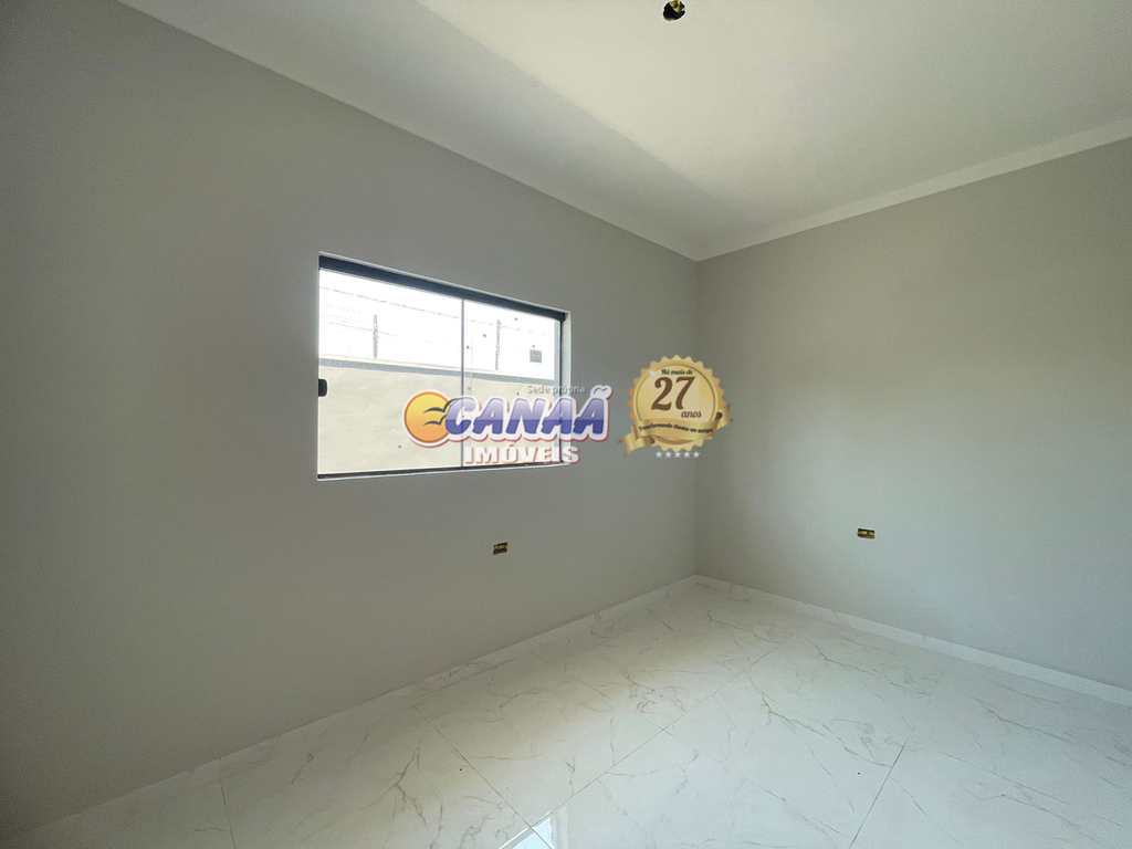 Casa em Mongaguá, no bairro Santa Eugênia