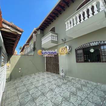 Sobrado em Mongaguá, bairro Cidade Beira-Mar