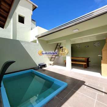 Sobrado em Mongaguá, bairro Jussara