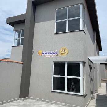 Sobrado em Itanhaém, bairro Balnerio Gaivota