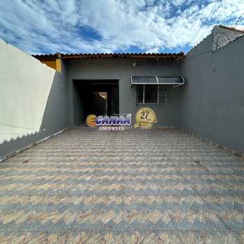 Casa em Mongaguá, bairro Agenor de Campos