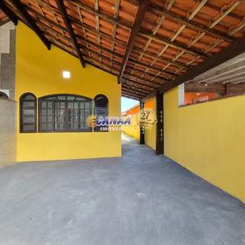 Casa em Mongaguá, bairro Balneário Itaóca