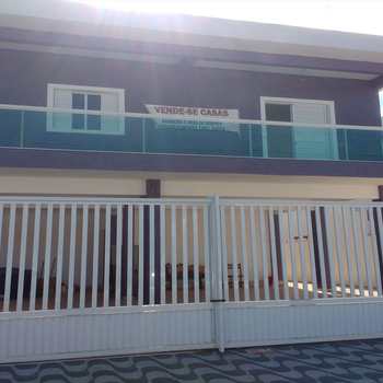 Casa em Praia Grande, bairro Tude Bastos