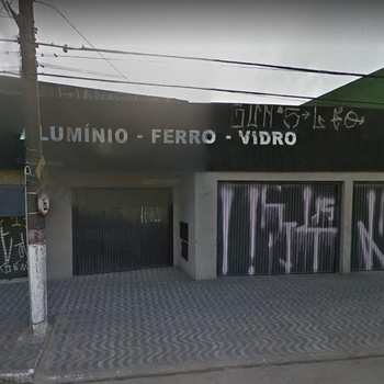 Galpão em Praia Grande, bairro Tupiry