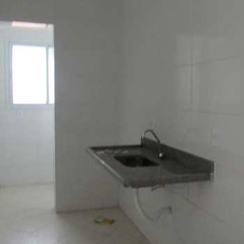 Apartamento em Praia Grande, bairro Real