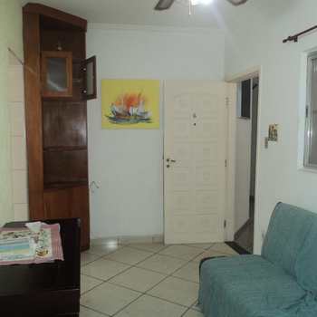 Apartamento em Praia Grande, bairro Tupi