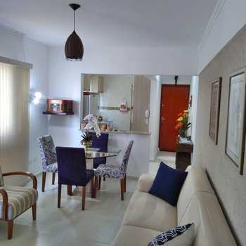 Apartamento em Praia Grande, bairro Boqueirão
