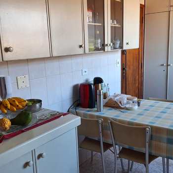Apartamento em Santos, bairro Estuário