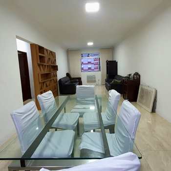 Apartamento em Santos, bairro Ponta da Praia