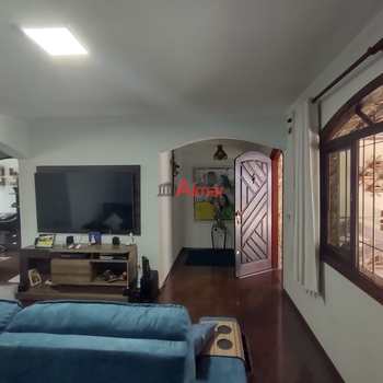 Sobrado em São Paulo, bairro Itaquera
