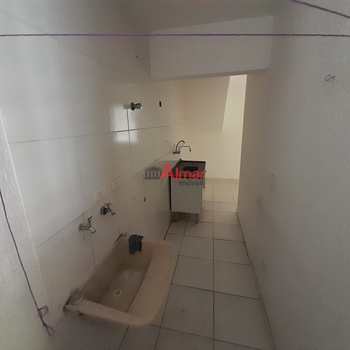 Casa de Condomínio em São Paulo, bairro Itaquera