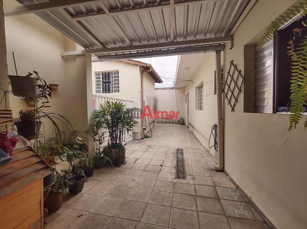 Casa Comercial em São Paulo, no bairro Itaquera