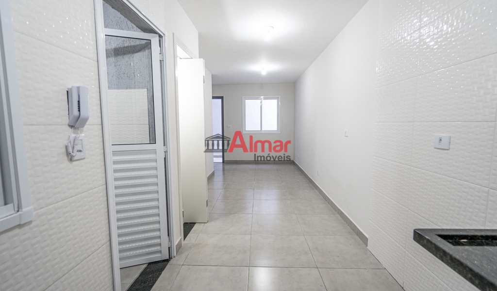 Sobrado em São Paulo, bairro Itaquera