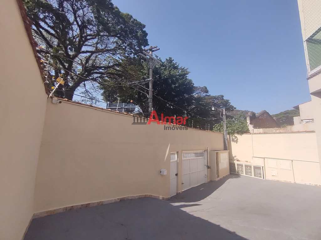 Sobrado de Condomínio em São Paulo, no bairro Itaquera