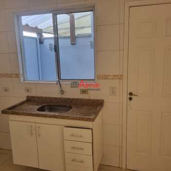 Apartamento em São Paulo, bairro Itaquera