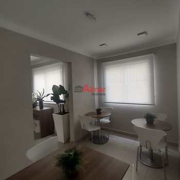 Apartamento em São Paulo, bairro Jardim Helian
