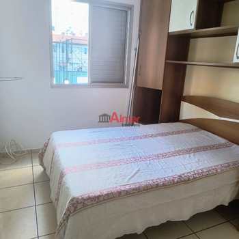 Apartamento em São Paulo, bairro Vila Carmosina