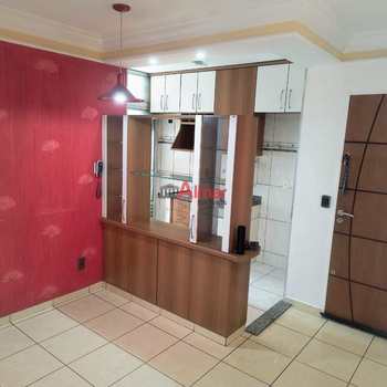 Apartamento em São Paulo, bairro Vila Carmosina
