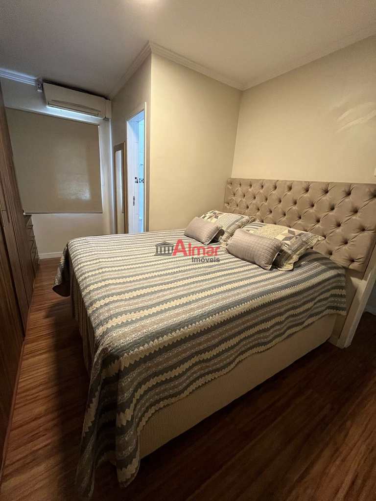 Sobrado de Condomínio em São Paulo, no bairro Itaquera