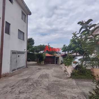 Sobrado de Condomínio em São Paulo, bairro Itaquera