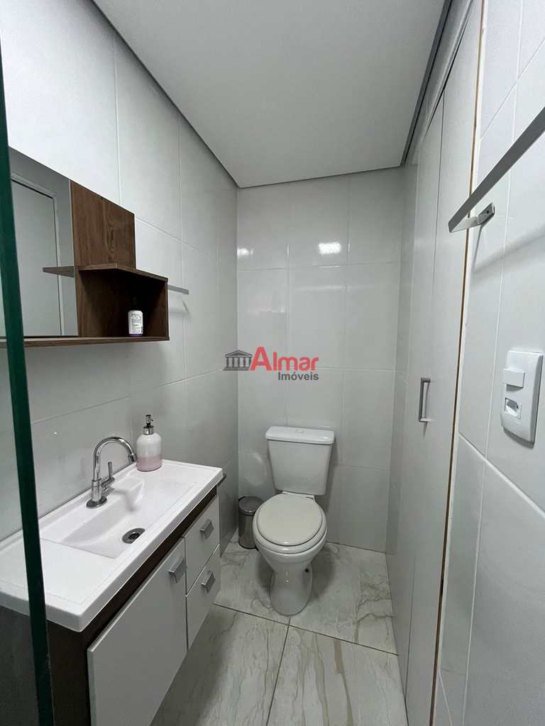 Sobrado de Condomínio em São Paulo, no bairro Itaquera