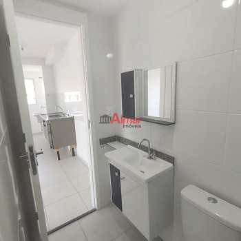 Apartamento em São Paulo, bairro Vila Carmosina