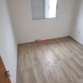 Sobrado de Condomínio em São Paulo, bairro Itaquera