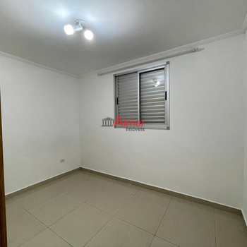 Apartamento em São Paulo, bairro Vila Carmosina