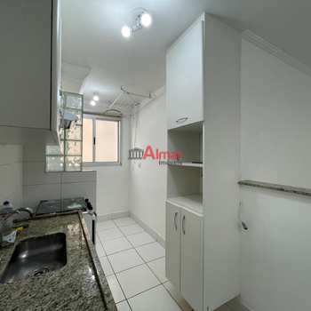 Apartamento em São Paulo, bairro Vila Carmosina