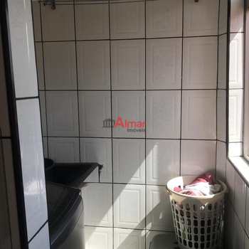 Apartamento em São Paulo, bairro Conjunto Habitacional Fazenda do Carmo
