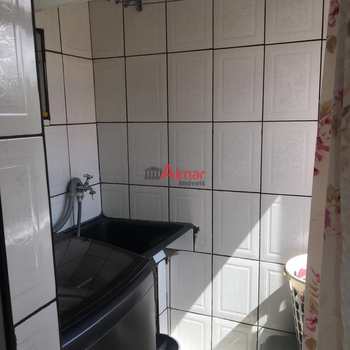 Apartamento em São Paulo, bairro Conjunto Habitacional Fazenda do Carmo