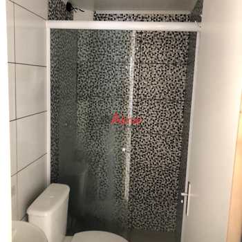 Apartamento em São Paulo, bairro Vila Carmosina