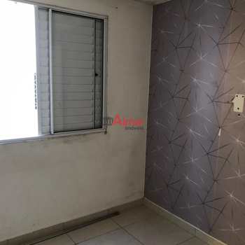 Apartamento em São Paulo, bairro Vila Carmosina