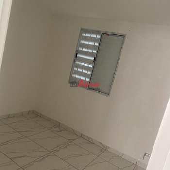 Apartamento em São Paulo, bairro Jardim Robru