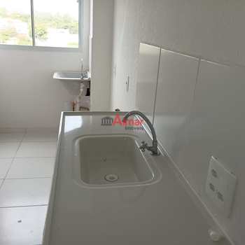Apartamento em São Paulo, bairro Jardim Helian